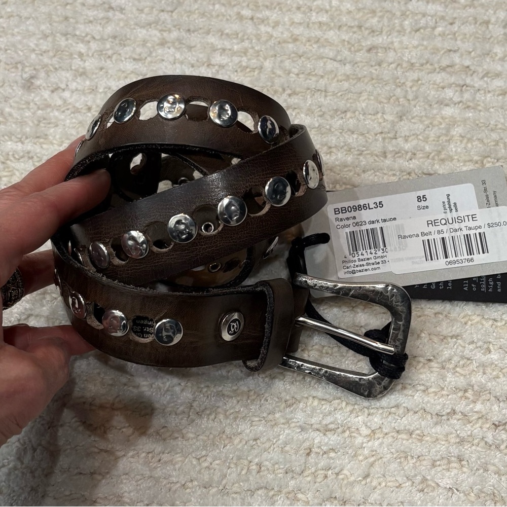 NWT Studded B Belt Ravena leather belt (Size 85 Small) brown silver - Picture 4 of 6